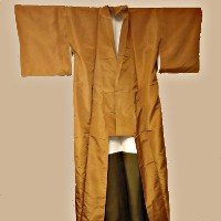 黄色の縞の着物