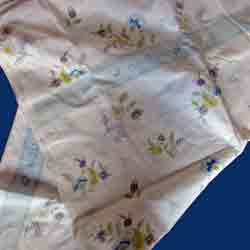 シーツからテーブルクロス