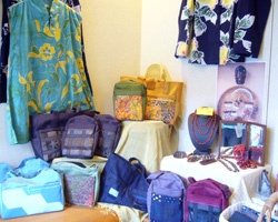 「和布をまとう」着物リフォーム服展示即売会　2011.6.17～6.19