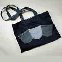 ポケット飾りの図書館バッグ