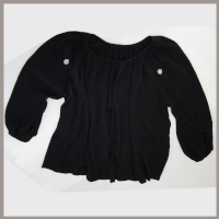 黒紋付きからブラウス