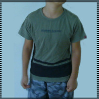 丈を長くしたTシャツ