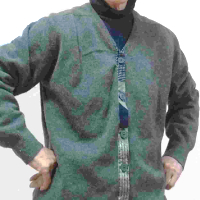 セーターがカーディガンに変身